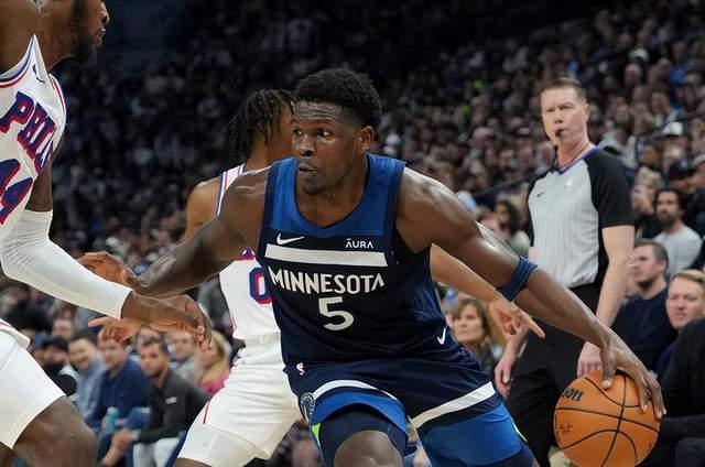NBA控卫展现高效率，带领球队获得胜利的简单介绍